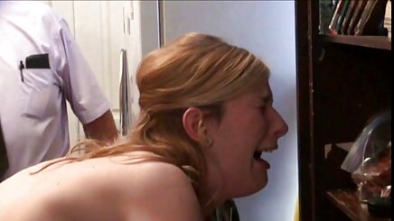Busty amatör türk porno vk Macar anne kuş bir horoz koparmak ve sonra oral seks
