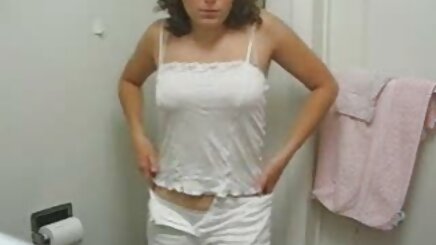 Aptal Naziler, kızları amatör öğrenci porno