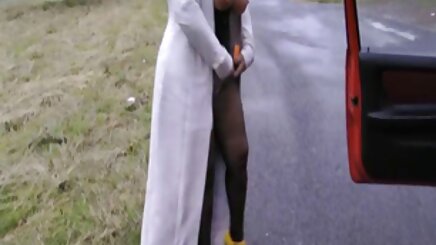 Annem bir daire satmaya çalışıyor. amatör olgun türk porno