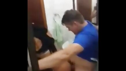 O blown yeni evli turk porno tarafından 2 gençler yakalandı tarafından büyükanne