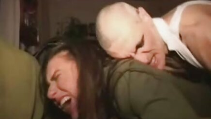 Claudia ve amatör porno ifşa amanda