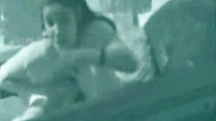 Sıcak sıcak gençler sahip olan bir dörtlü ile köylü türk porno filmi büyük horoz çocuklar