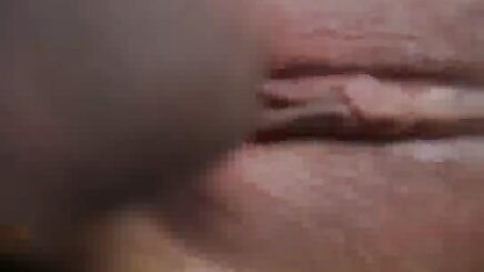 Aslında, bir milf türk porno yandan, parmaklar